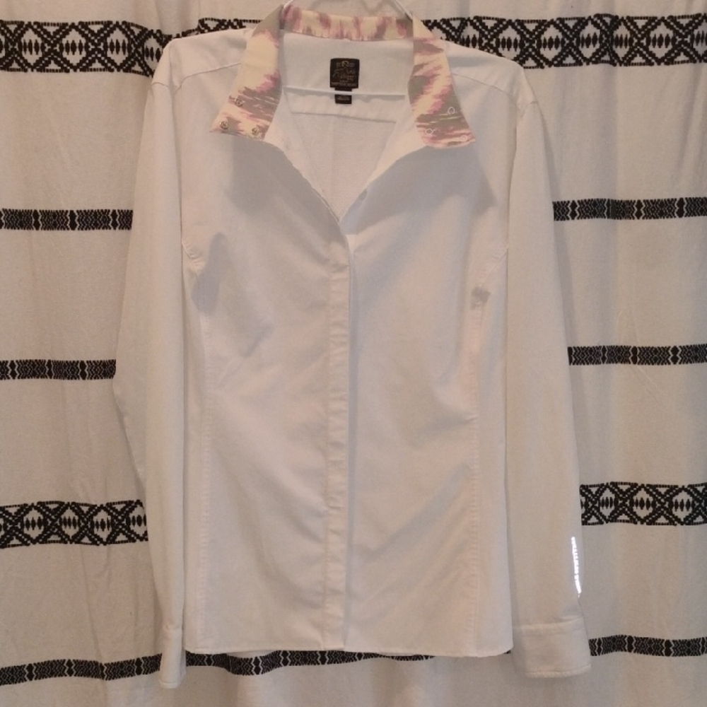 Women's White Button-Up Shirt with Pink Collar